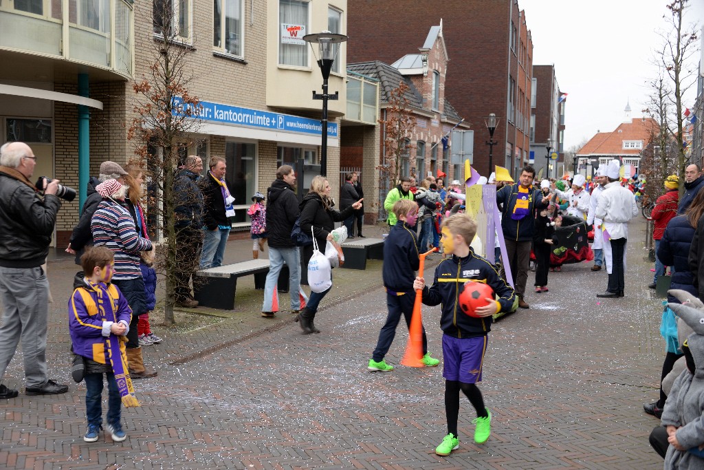 ../Images/Kinderoptocht 2016 082.jpg